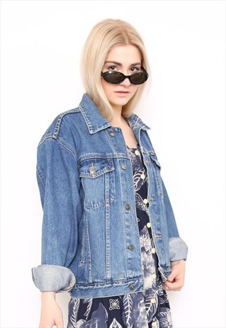 VINTAGE 90S BLUE DENIM OVERSIZED JACKET