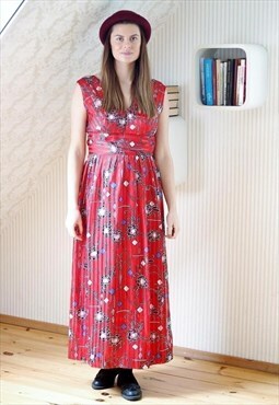 Red maxi floral sleeveless dress