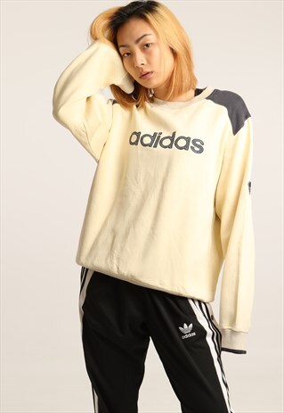 VINTAGE ADIDAS EMBROIDERED SPELLOUT SWEATSHIRT
