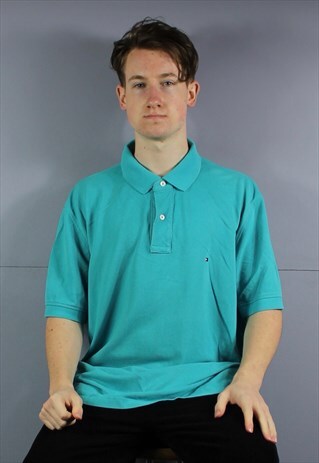 VINTAGE TOMMY HILFIGER POLO SHIRT IN BLUE WITH EMBROIDERED L