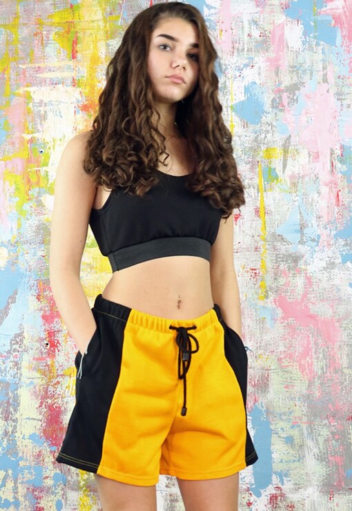 garment image