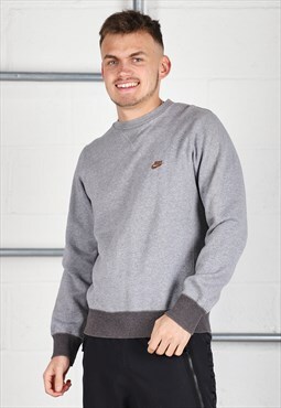 Vintage Nike Sweatshirt in Grey Pullover Jumper Small