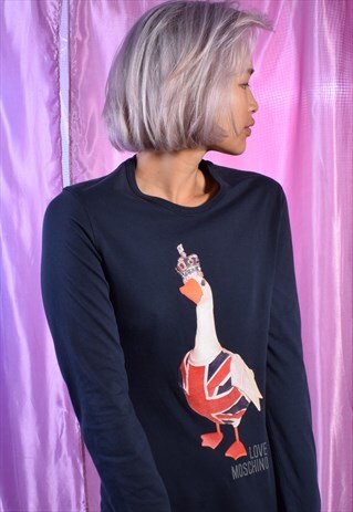 VINTAGE Y2K MOSCHINO NAVY TEE WITH GOOSE DESIGN
