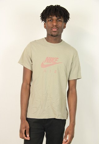 VINTAGE NIKE TSHIRT