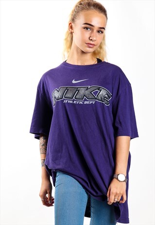 VINTAGE NIKE T-SHIRT T276