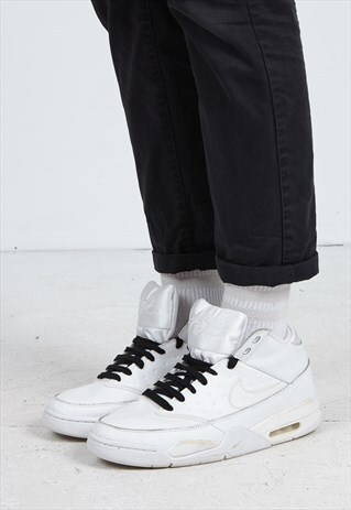 VINTAGE WHITE NIKE AIR LEATHER HI-TOPS TRAINERS