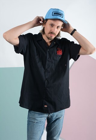 VINTAGE DICKIES SHIRT IN BLACK WITH LOGO.