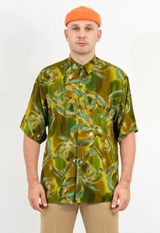 VINTAGE 90S PRINTED SHIRT IN GREEN SHORT SLEEVE