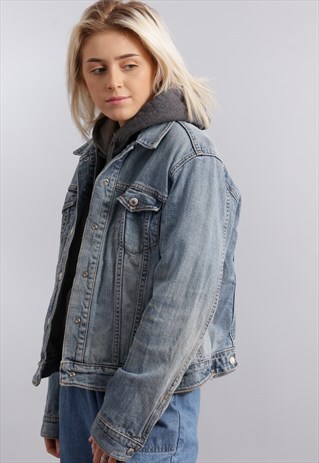 VINTAGE LEVI'S DENIM JACKET X90