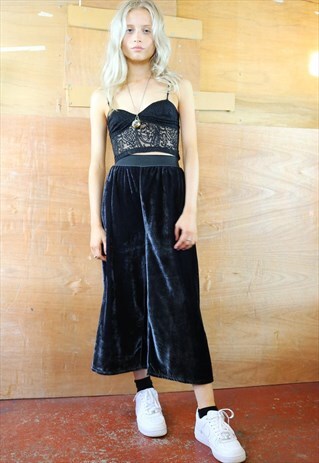 GREY VELVET CROP TROUSERS