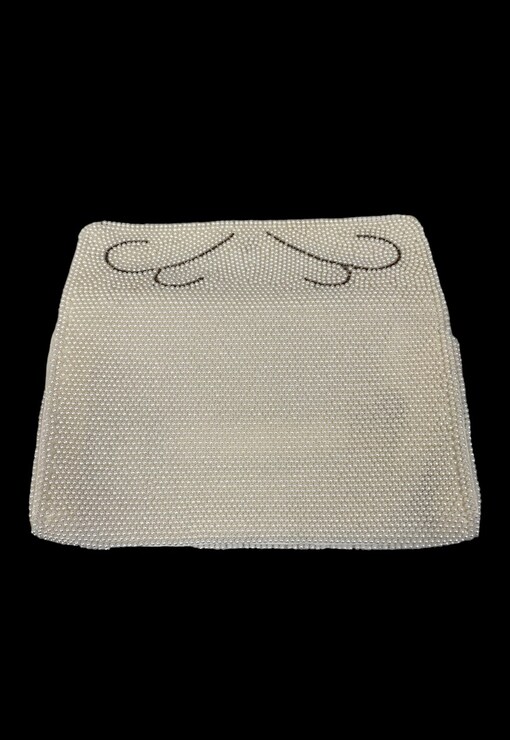 garment image