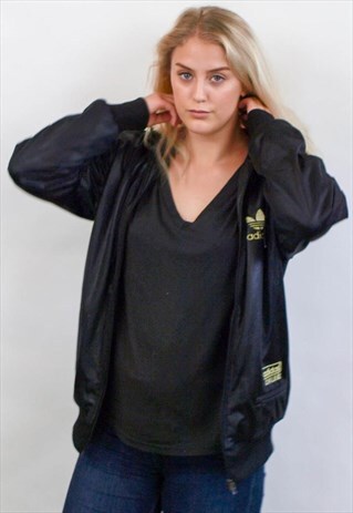 VINTAGE ADIDAS JACKET