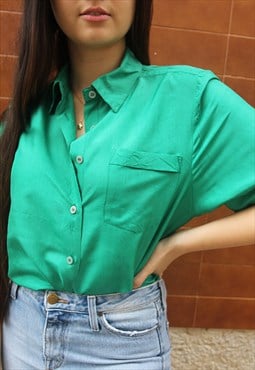 Green Shirt with Short Sleeves