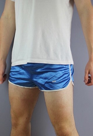 VINTAGE PUMA SPRINTER SHORTS IN BLUE WITH PRINT LOGO AND POC