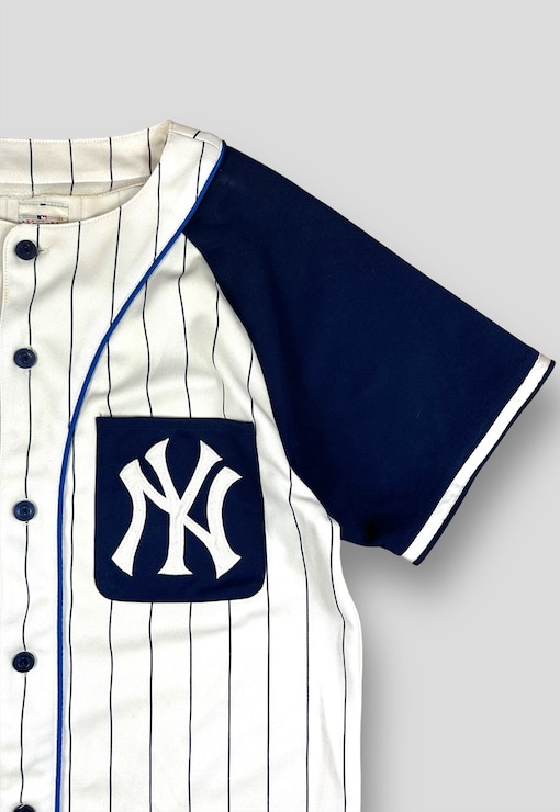 Majestic NY Yankees Baseball Jersey at asos.com  Camisa de beisebol,  Camiseta jersey, Moda masculina