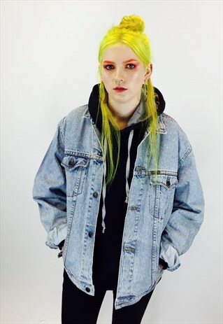VINTAGE 80S OVERSIZED EMBROIDERED DENIM JACKET