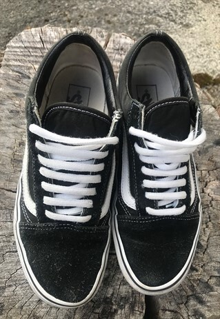SUEDE BLACK & WHITE VANS TRAINERS