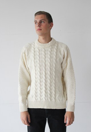 VINTAGE RETRO SUPER WARM WHITE BEIGE SWEATER JUMPER