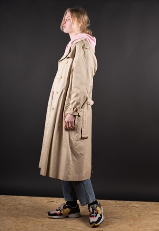 iconic burberry trench coat