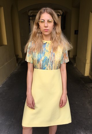 VINTAGE 90' BEAUTIFUL VINTAGE SHORT SLEEVED DRESS