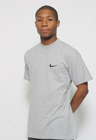VINTAGE NIKE LOGO T-SHIRT