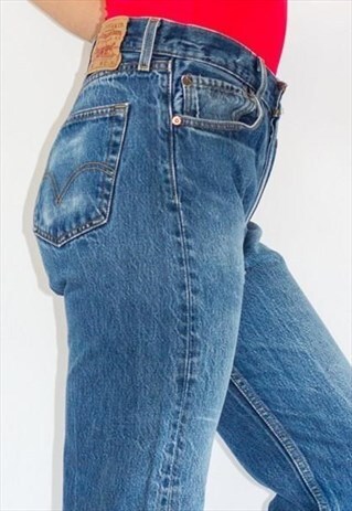 VINTAGE 90'S STRAIGHT LEG BOYFRIEND FIT 501 LEVI JEANS
