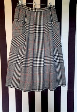 Vintage70s midi blue white plaid skirt with front pockets