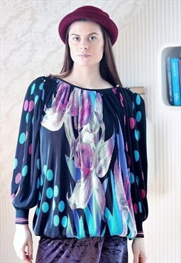 Black floral corrugated long sleeve blouse top