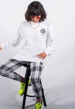 OVERSIZED LONGSLEEVE IN WHITE WITH TRIPPIN GRAPHIC