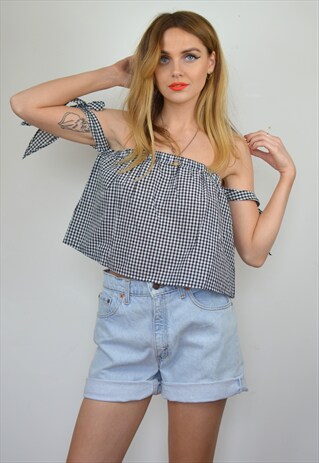 VINTAGE 90S LEVI'S LIGHT DENIM BLUE HIGH WAISTED SHORTS