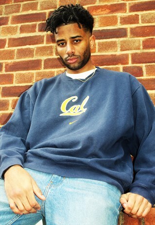 VINTAGE 90'S BLUE NIKE SWEATSHIRT