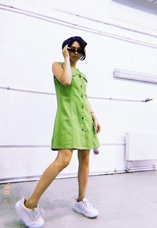 VINTAGE 90S FESTIVAL PINAFORE MINI DRESS IN GREEN DENIM