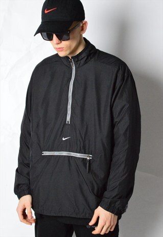 VINTAGE 90S BLACK LIGHTWEIGHT NIKE 1/2 ZIPPER TRACK JACKET