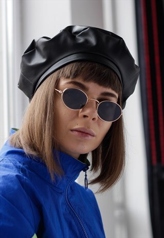 BLACK FAUX LEATHER BERET HAT