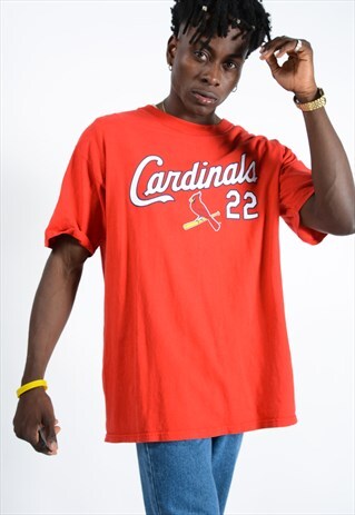 VINTAGE T-SHIRT RED WITH CARDINALS PRINT.