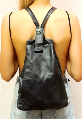 1990S VINTAGE JET BLACK REAL SOFT LEATHER BACKPACK