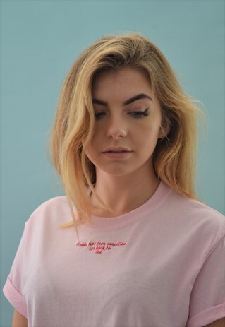 T-SHIRT IN PINK WITH SLOGAN EMBROIDERY