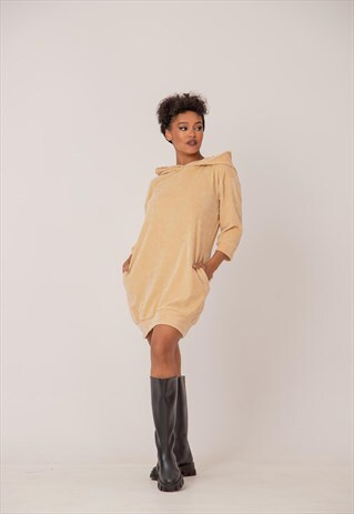 ELONGATED SWEATSHIRT HOODIE IN SOFT FLUFFY PLUSH