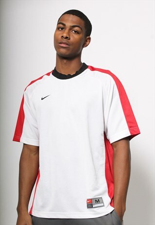 VINTAGE NIKE SPORTS TEXTURED T-SHIRT
