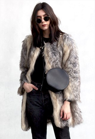 VINTAGE-INSPIRED FAUX FUR COAT