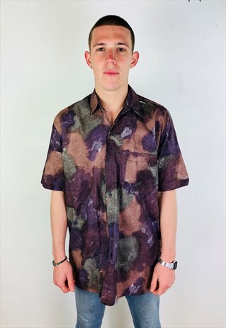 SHORT SLEEVE PATTERN SHIRT