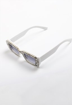 Diamond diva diamante embellished sunglasses - white