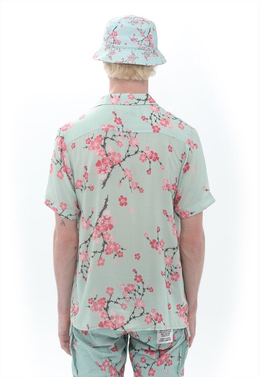 garment image