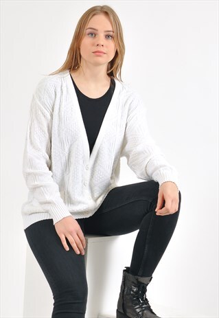 VINTAGE 90'S CARDIGAN IN WHITE