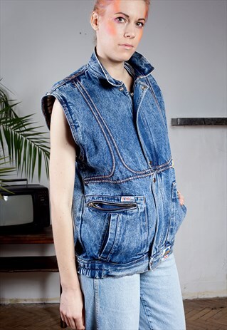 AWESOME VINTAGE DENIM VEST FROM THE 80S.