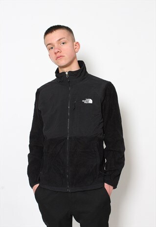 VINTAGE NORTH FACE FLEECE