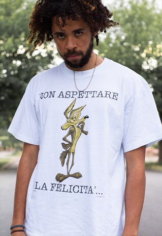 VINTAGE 90'S WILE E. COYOTE / ROAD RUNNER T SHIRT IN WHITE.