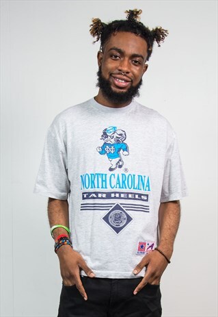 VINTAGE NORTH CAROLINA T-SHIRT TAR HEELS BASKETBALL