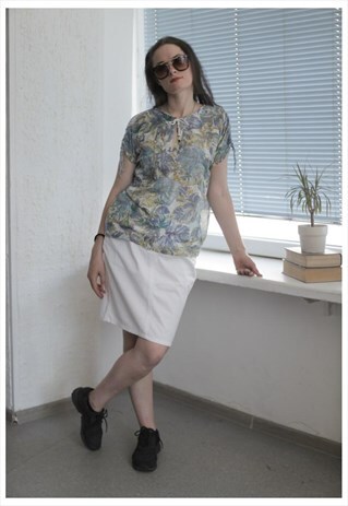 VINTAGE 90'S MULTI COLOUR PATTERNED SHORT SLEEVE TOP