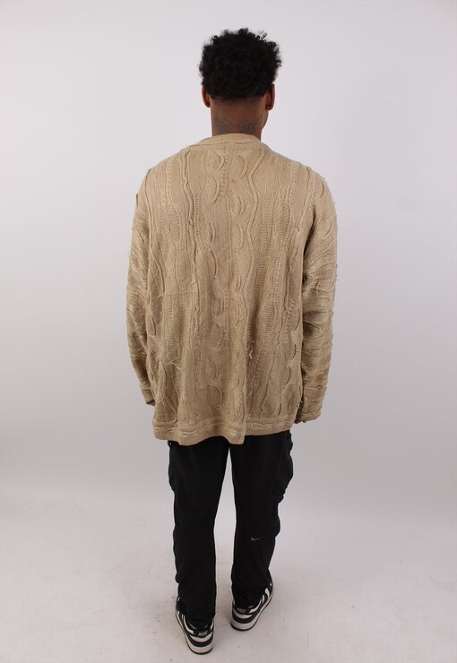 garment image